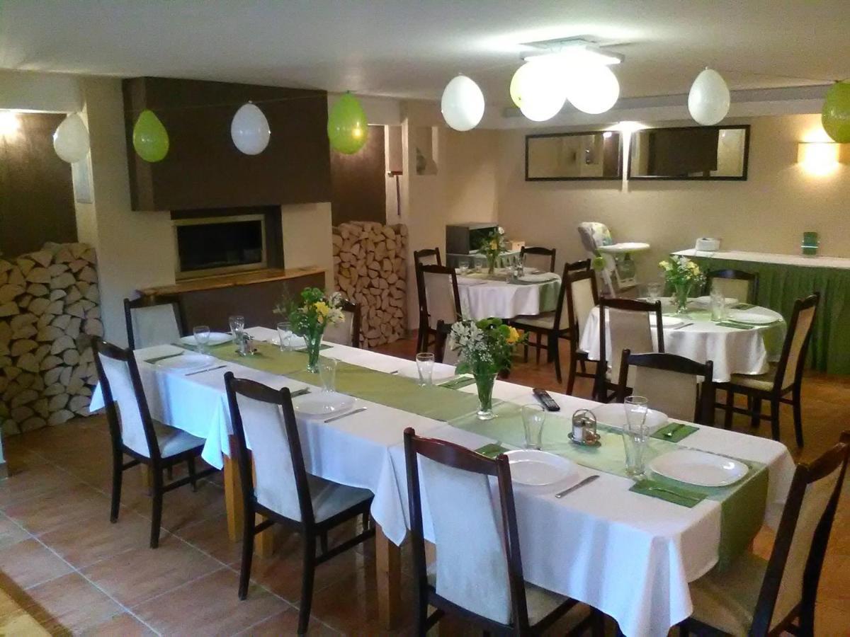 Szilvia Panzio Gyomaendrod Bed & Breakfast Exterior foto